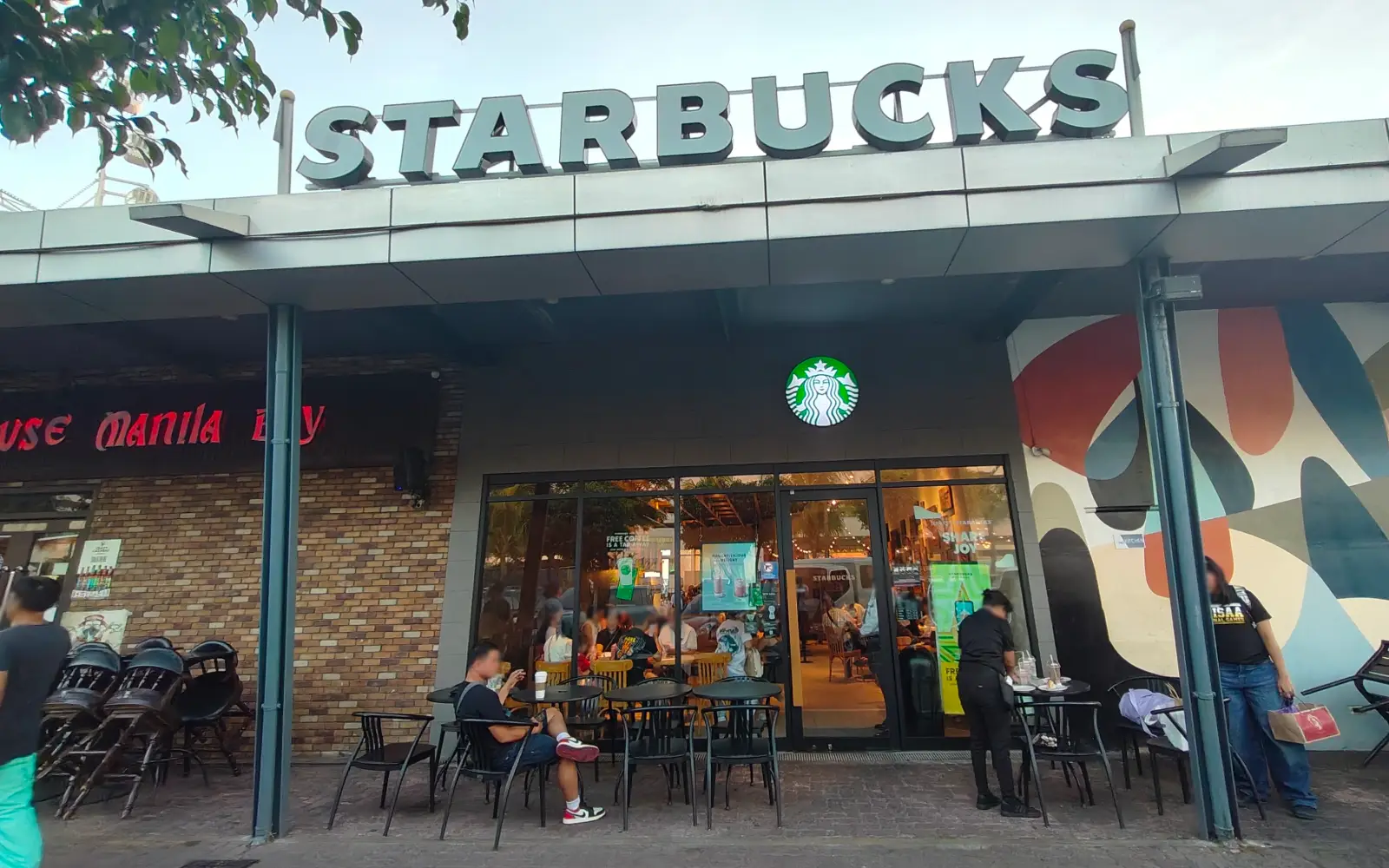 STARBUCKS COFFEE in SM Mall of Asia
